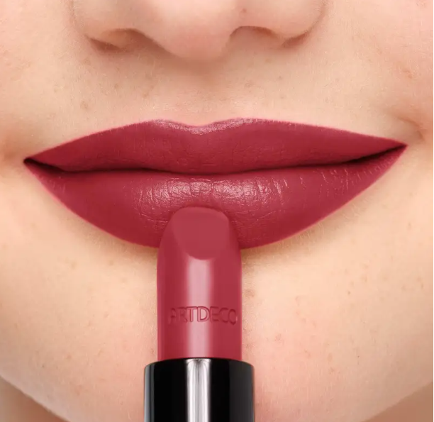 N°134 dark hibiscus image